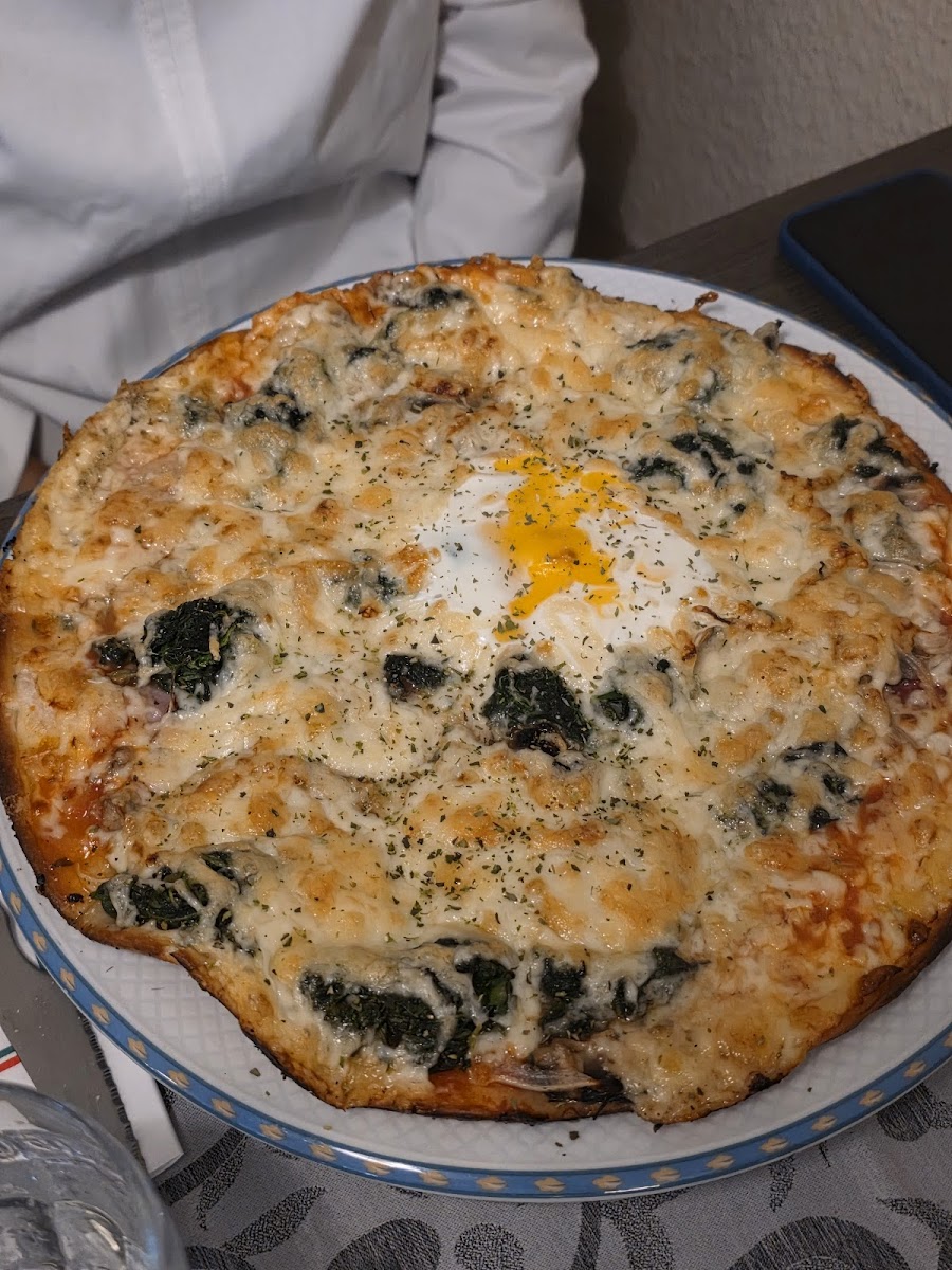 Italia Pizzeria Photo 4