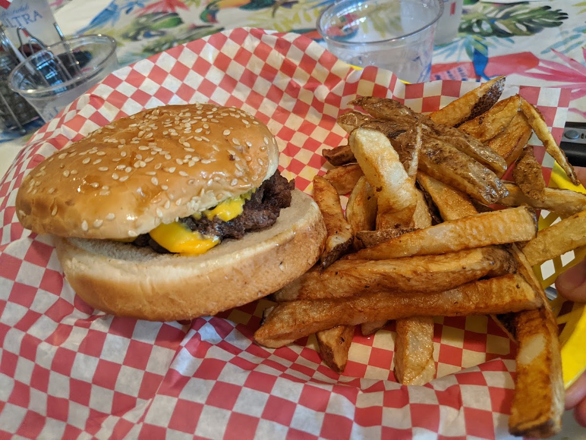 Calder Store Restaurant & Lounge Photo 10