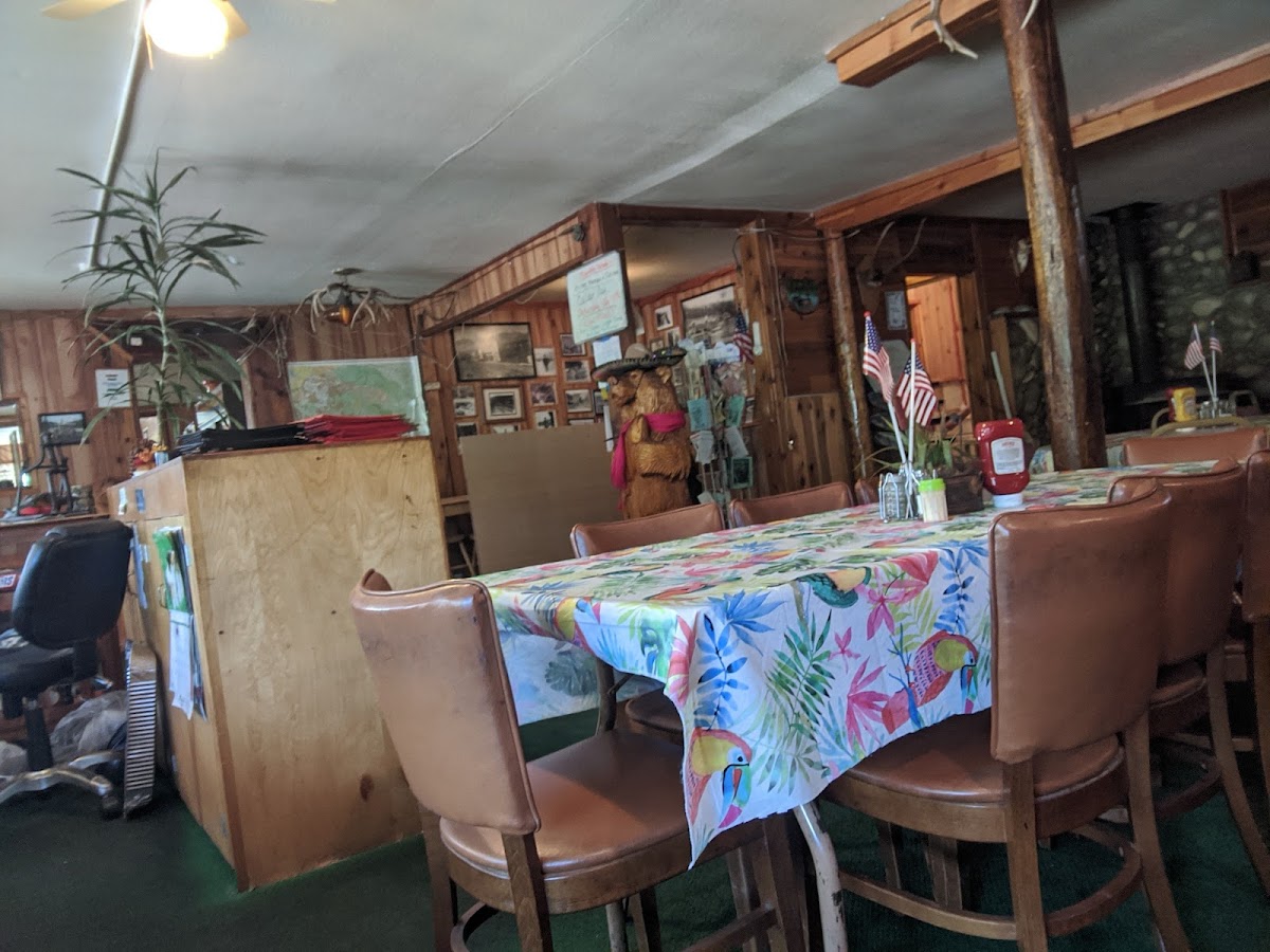 Calder Store Restaurant & Lounge Photo 3