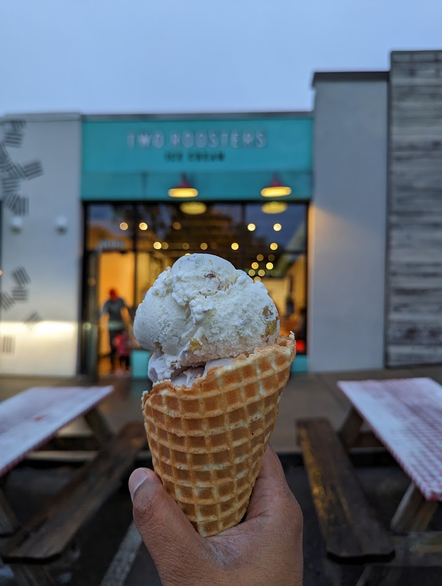 Two Roosters Ice Cream Photo 6