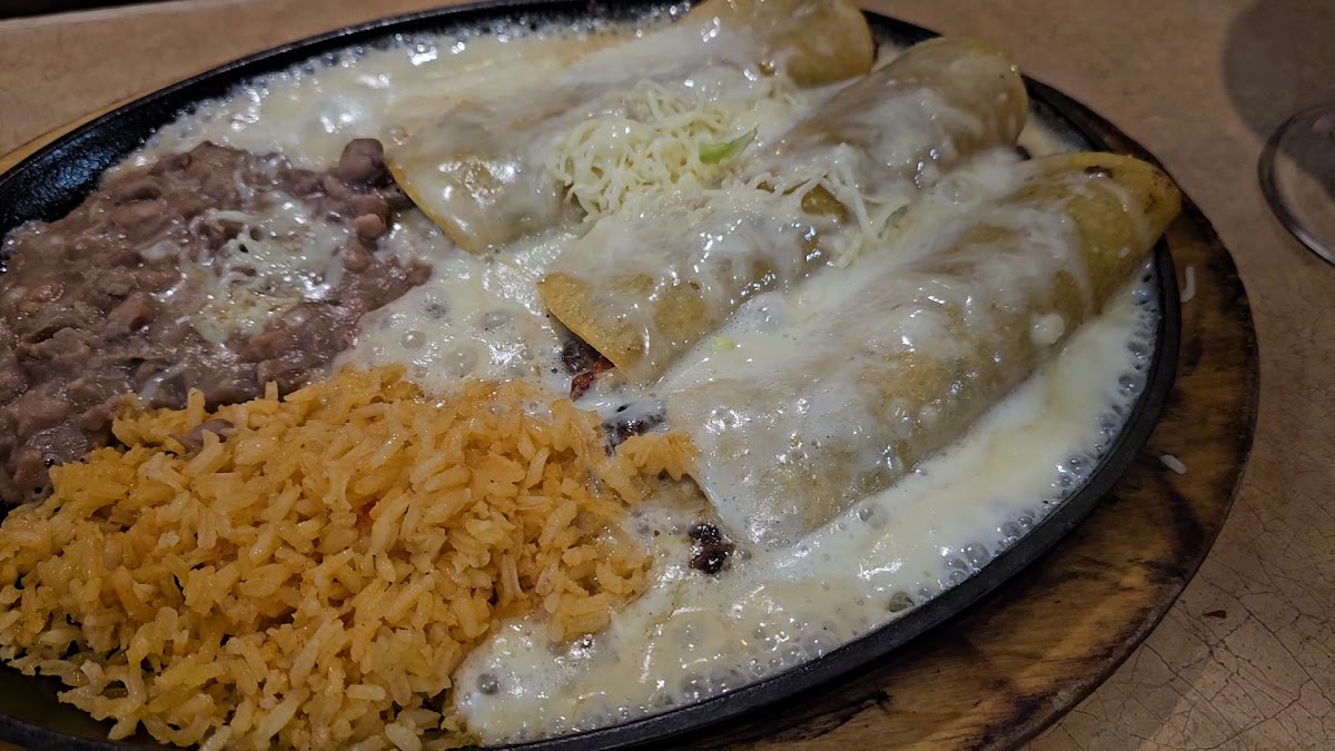 El Jardin Mexican Restaurant Photo 2