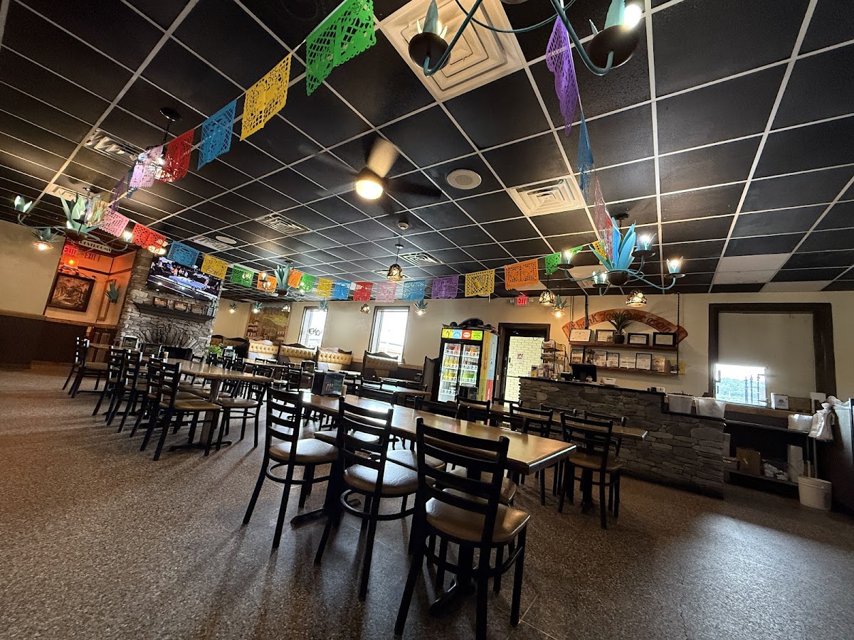 El Jardin Mexican Restaurant Photo 3