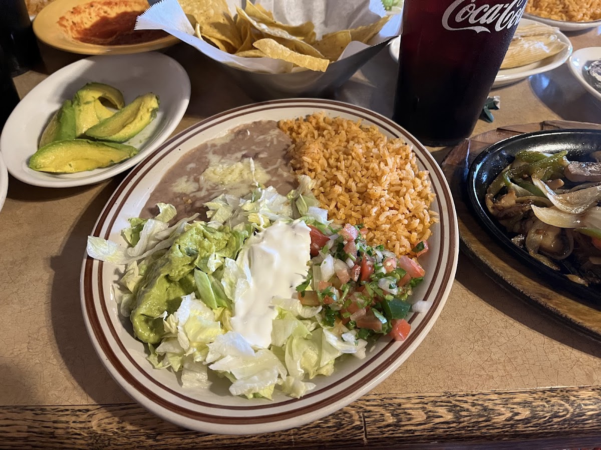 El Jardin Mexican Restaurant Photo 5