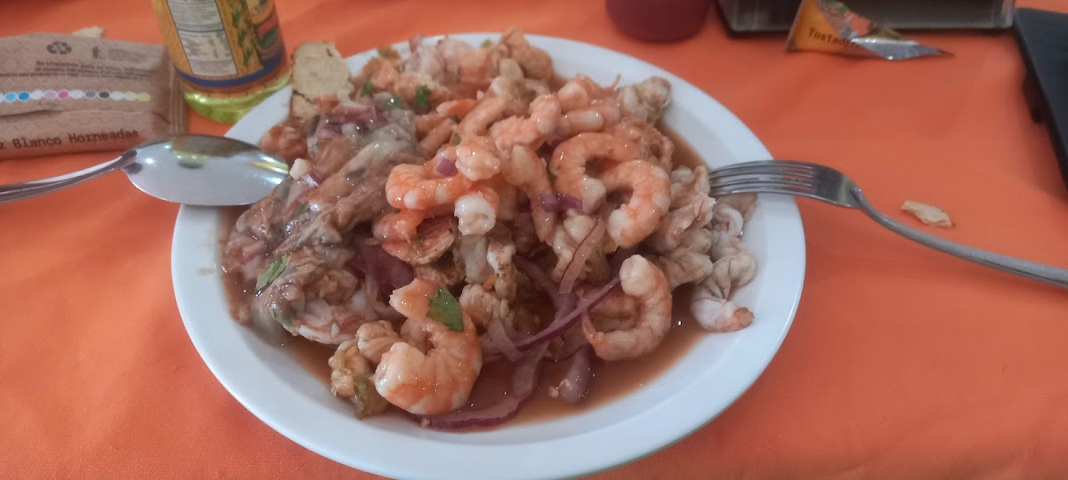 Buffet de Mariscos Juan Chinchoncha - Paraíso Photo 6