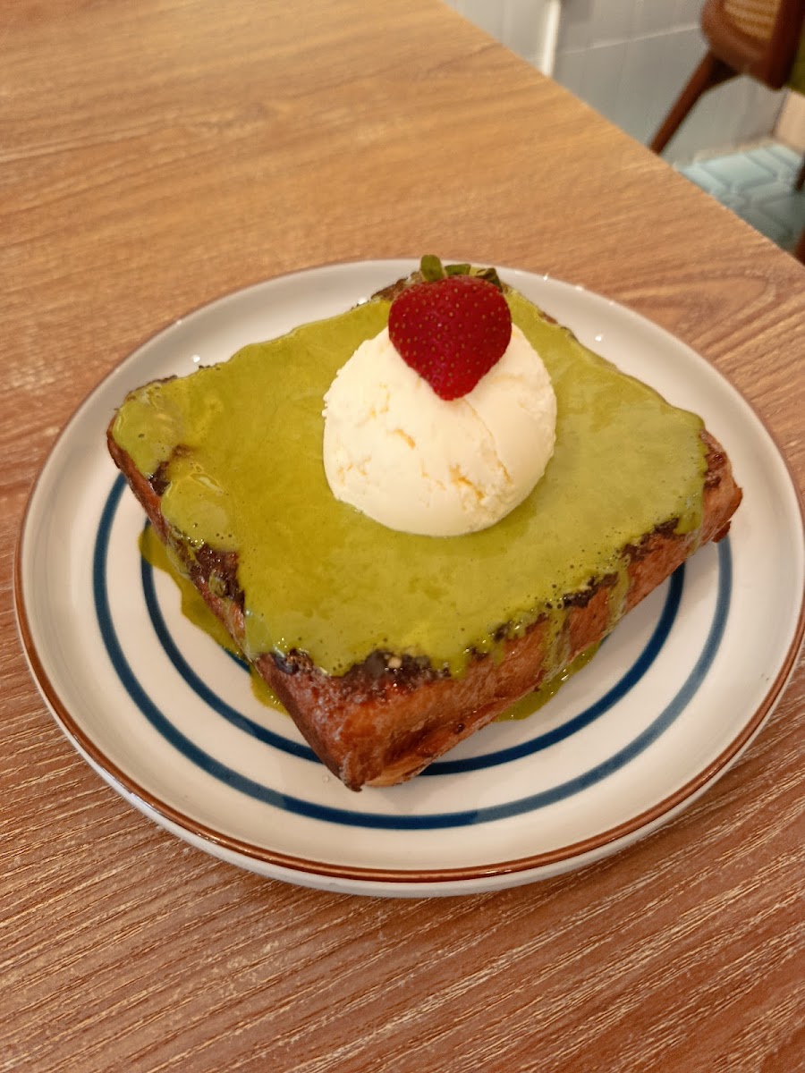 Links Cafe Photo 4