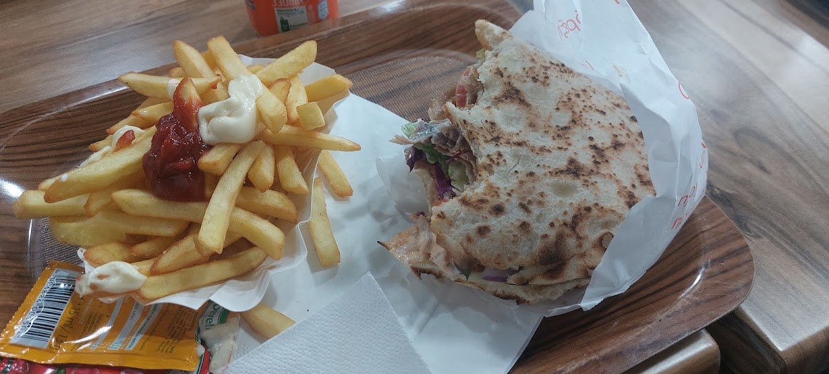 İstanbul cavernago Turkish kebap pizza gril Photo 5