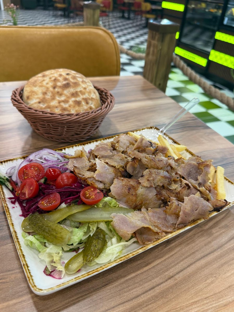 İstanbul cavernago Turkish kebap pizza gril Photo 6