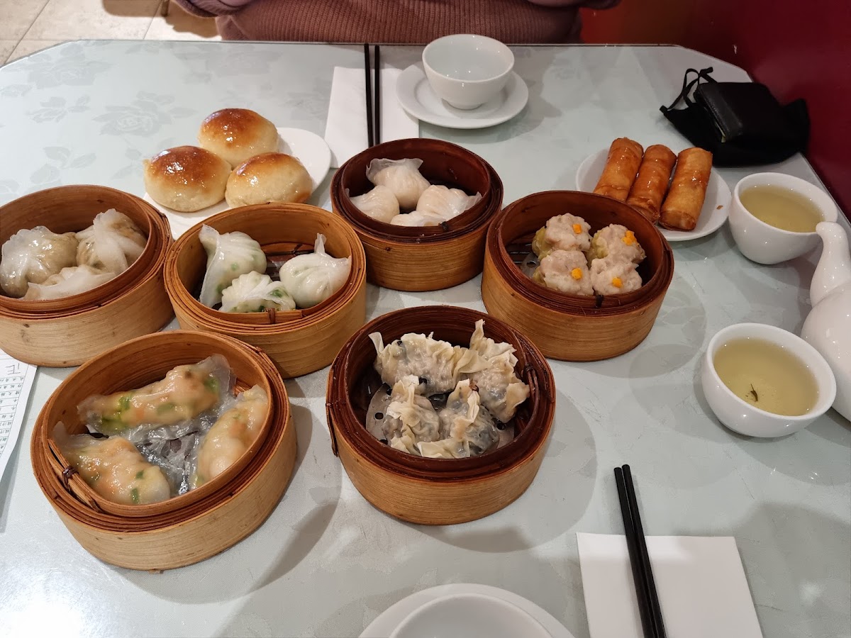 Good World Chinese Restaurant & Takeaway Photo 3