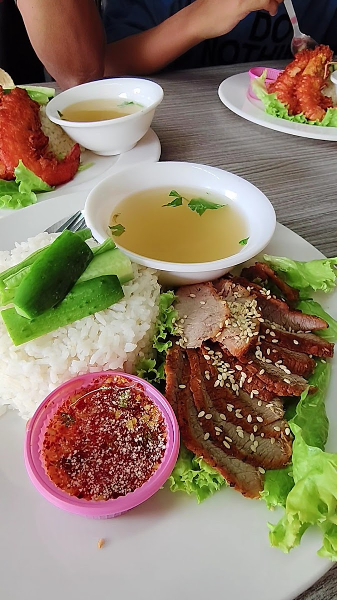 Kedai Mama Elly Photo 2