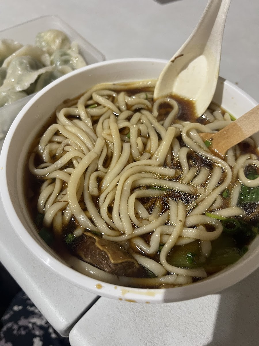 Dumpling & Noodle Bar Photo 10