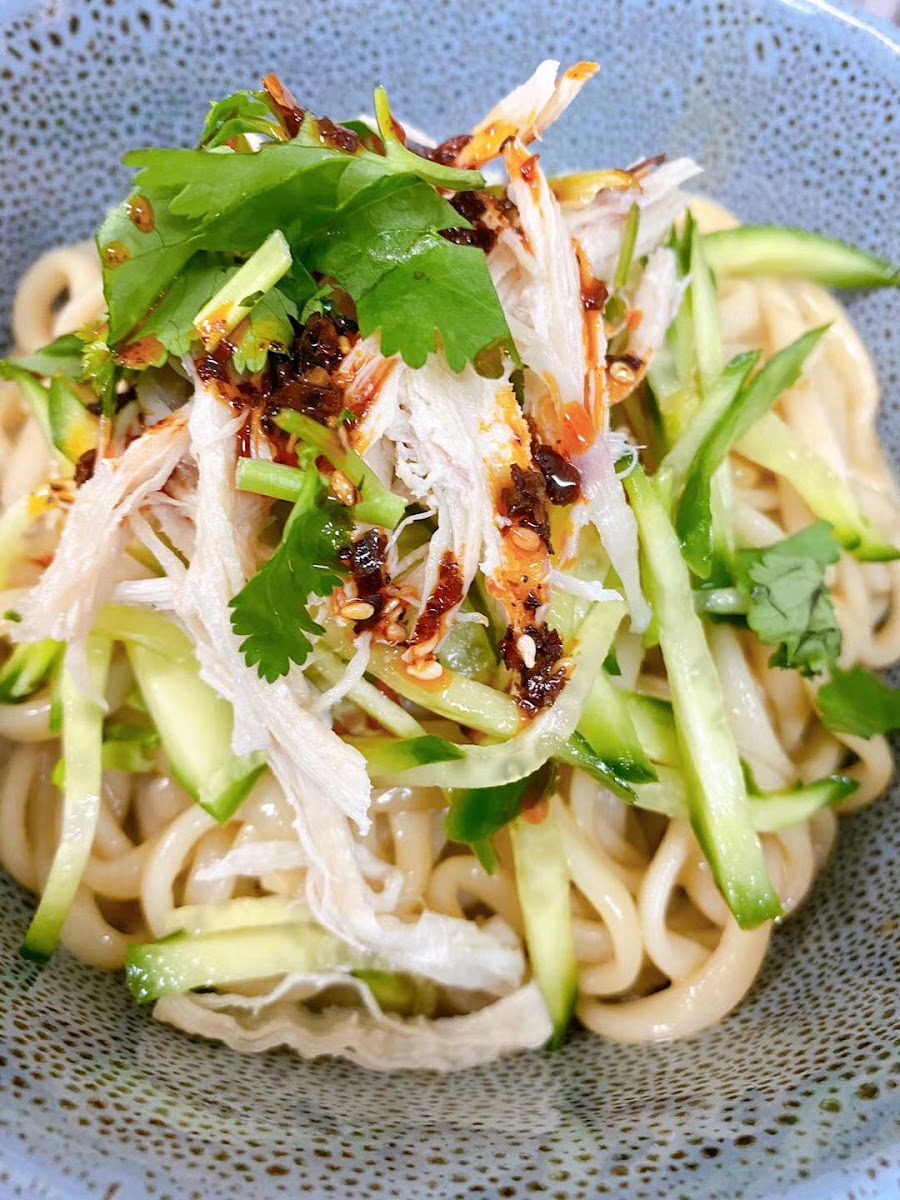 Dumpling & Noodle Bar Photo 7