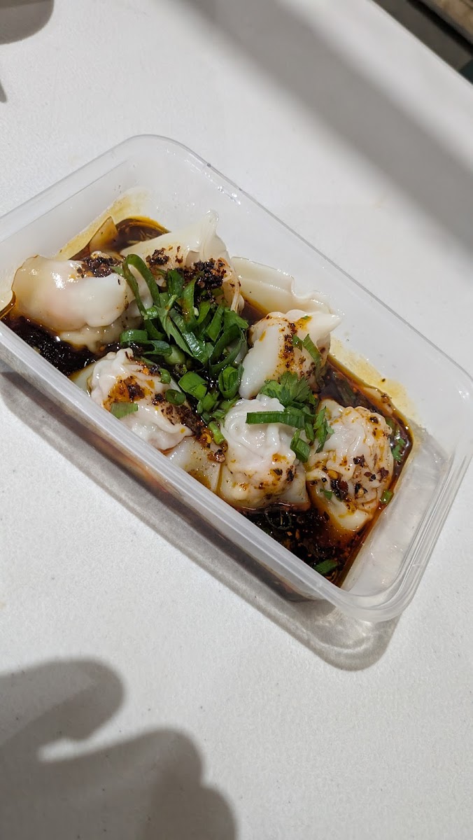 Dumpling & Noodle Bar Photo 9