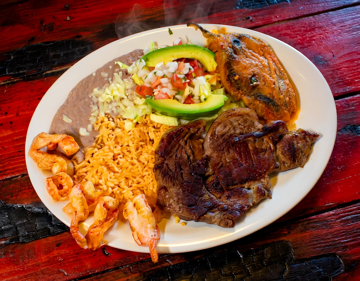 Mi Pueblito Mexican Grill Photo 2