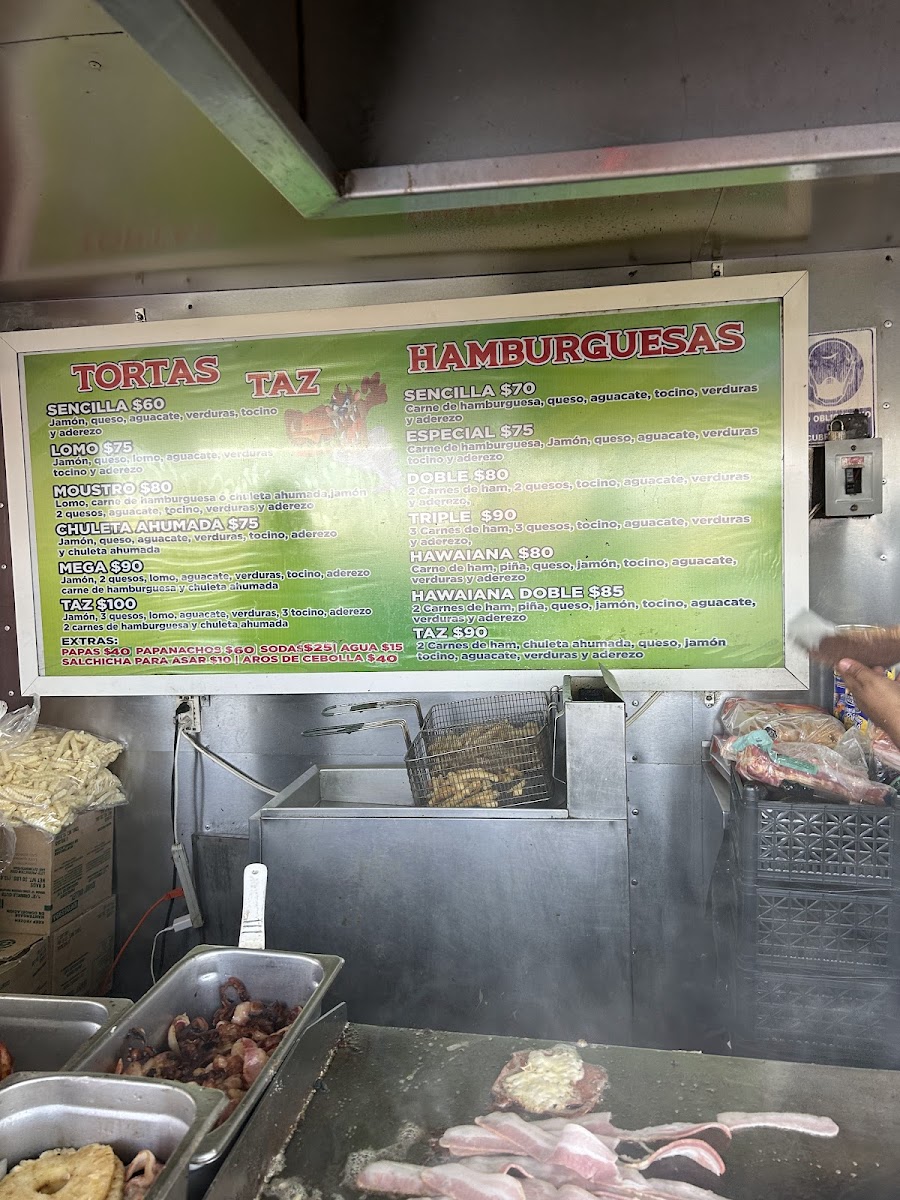 Hamburguesas y tortas el TAZ. Photo 3
