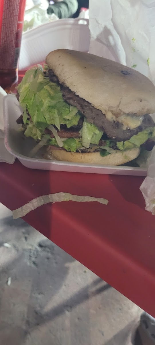 Hamburguesas y tortas el TAZ. Photo 5