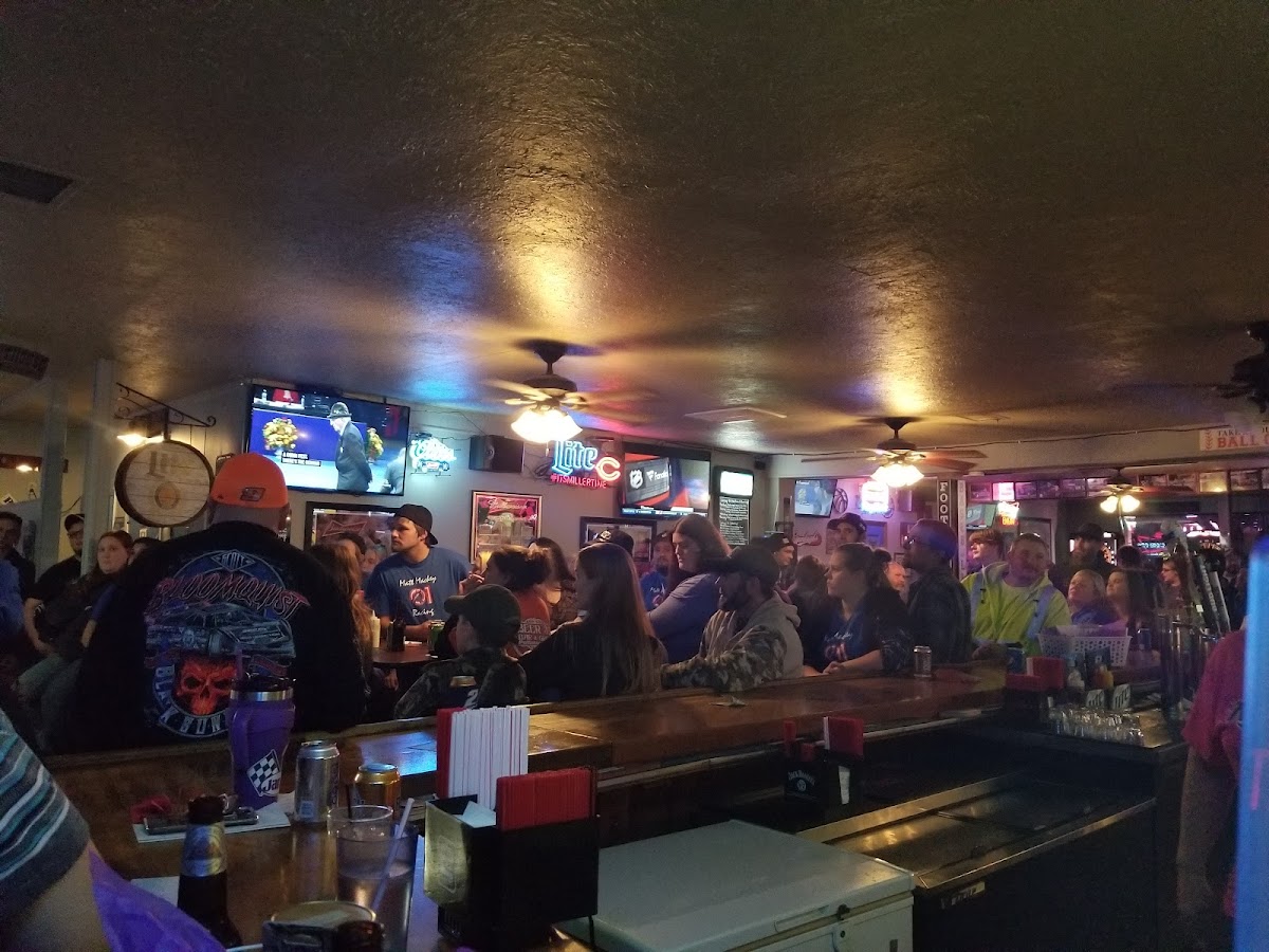 Norwood Pub-N-Grub Photo 4