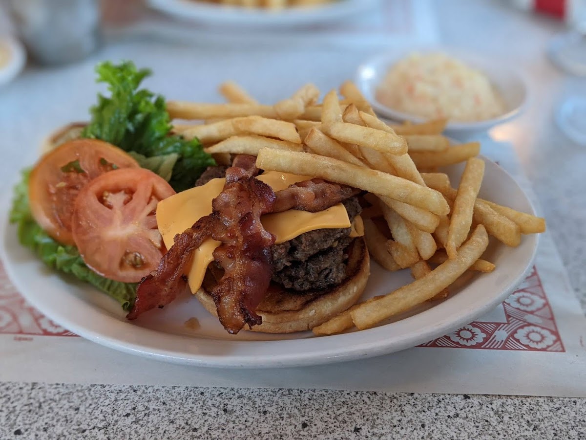 JJ's Diner Ltd. Photo 7