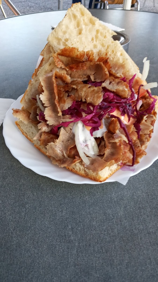 Akin Grill Döner Photo 7