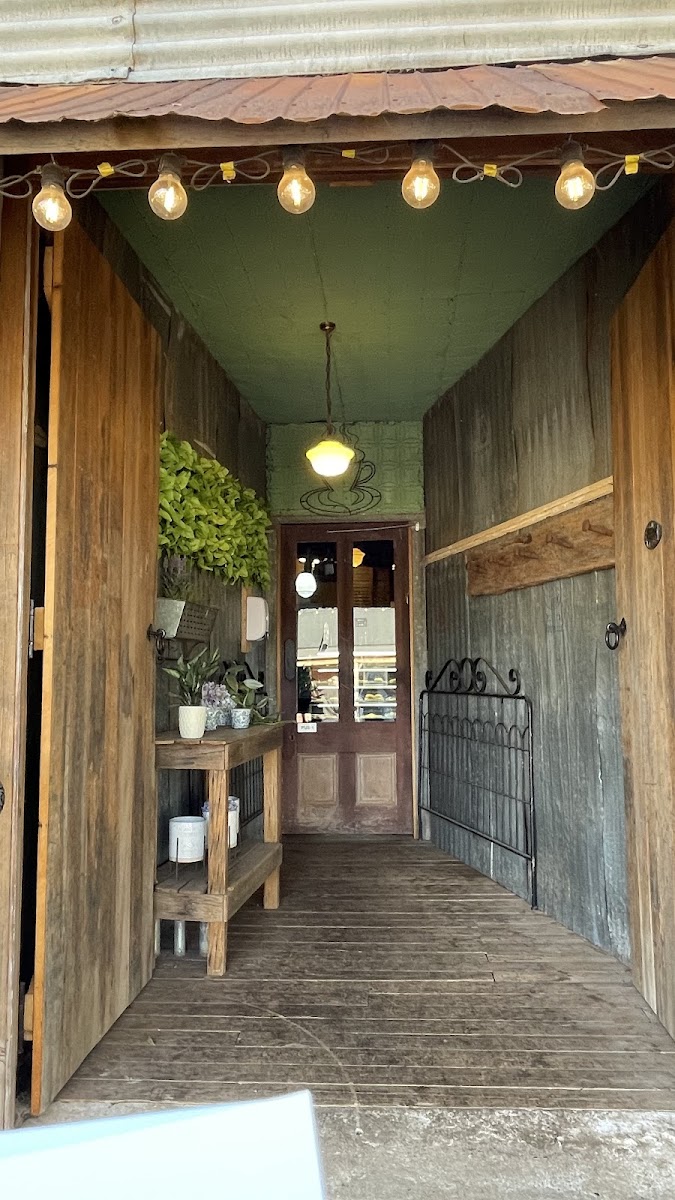 Little Rustic Pantry Photo 4