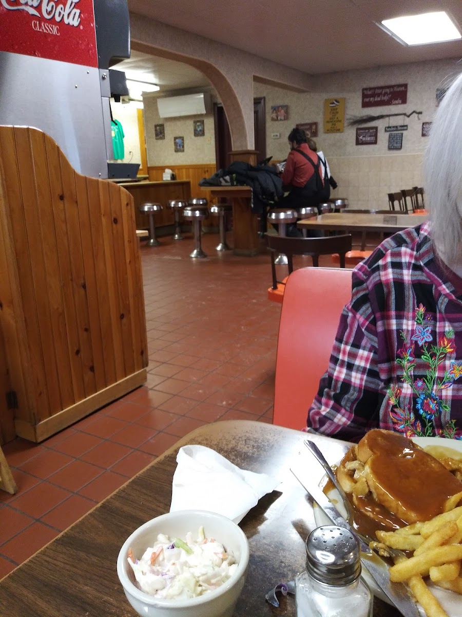 Rock's Family Diner Photo 9