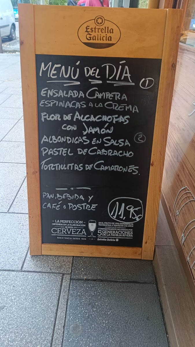 Cafeteria Pasteleria El Altozano Photo Menu 2