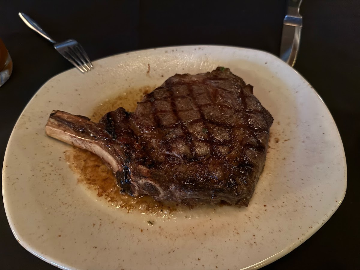 Bowdie’s Chophouse Photo 3
