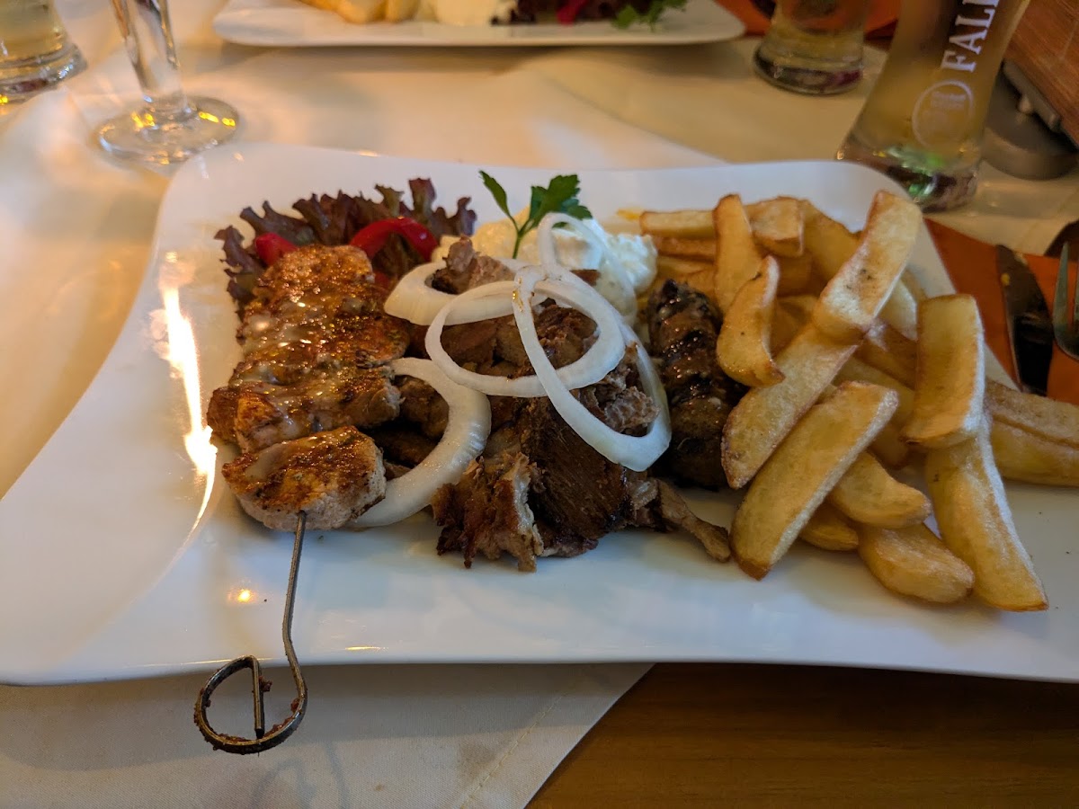 Restaurant Rhodos Grill Photo 2