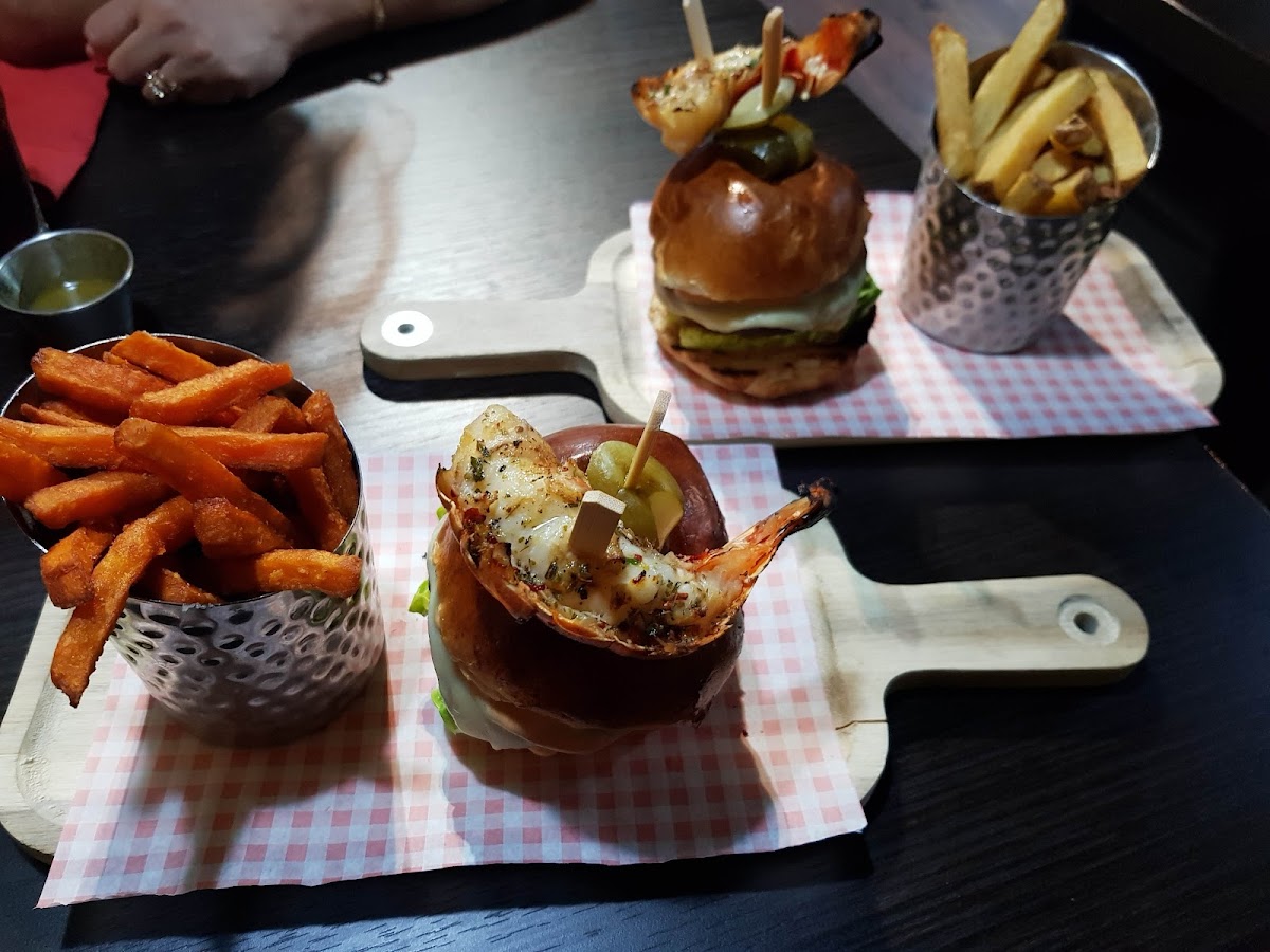 Madison Steak & Grill Photo 8