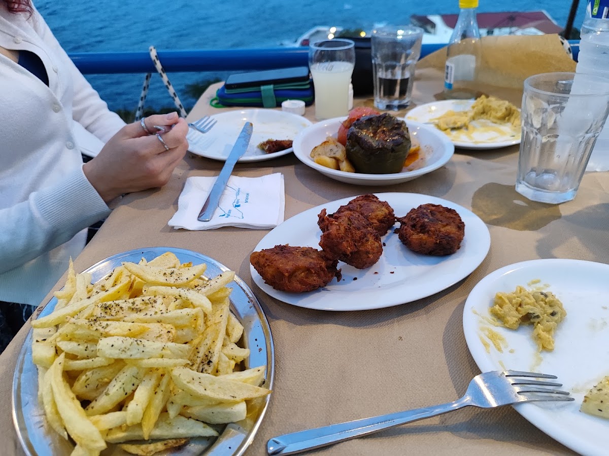 Baido Restaurant Tavern Photo 10