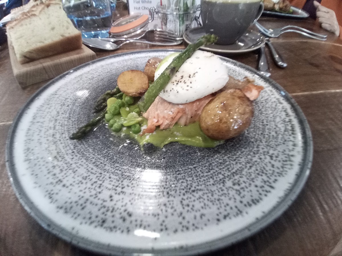 Edmunds Restaurant Photo 3