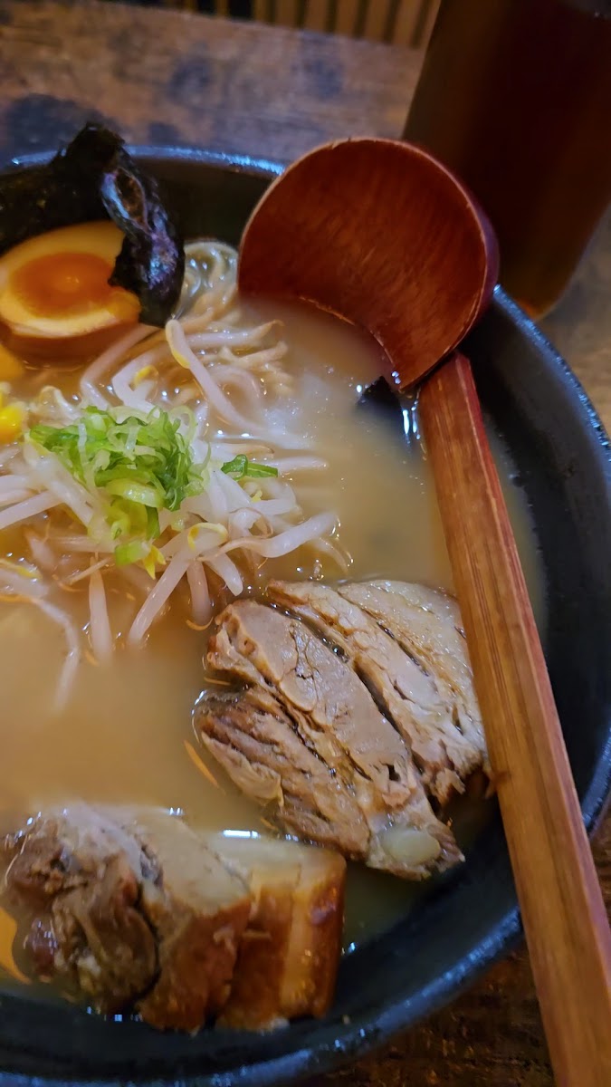 Niu Noodle Soup and Dumplings Photo 2