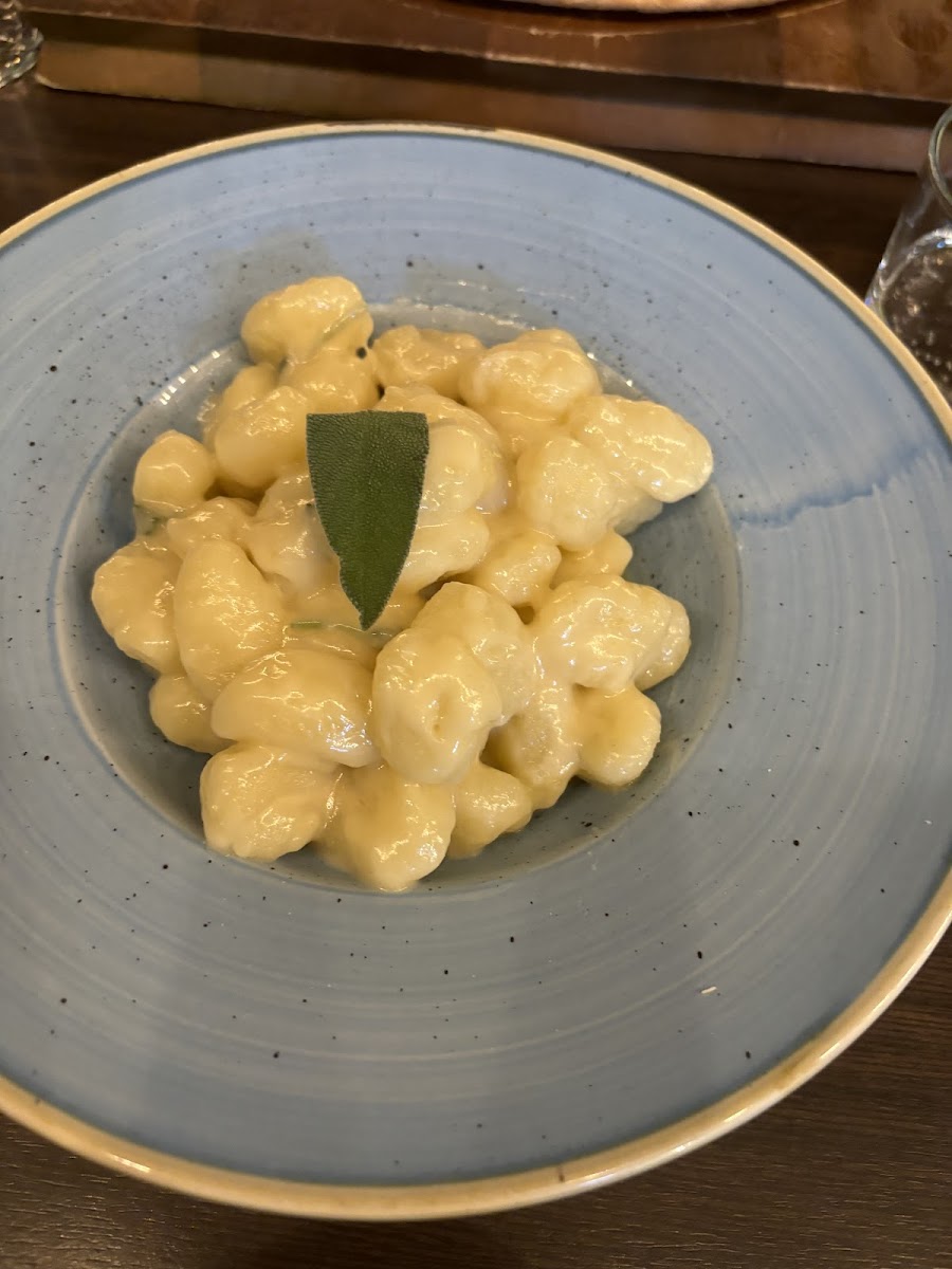 Cucina London Photo 5