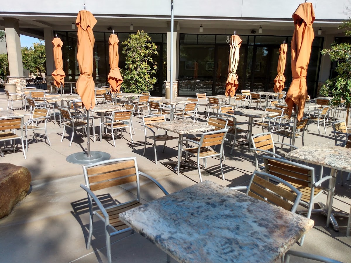 Trimana Restaurant Photo 5