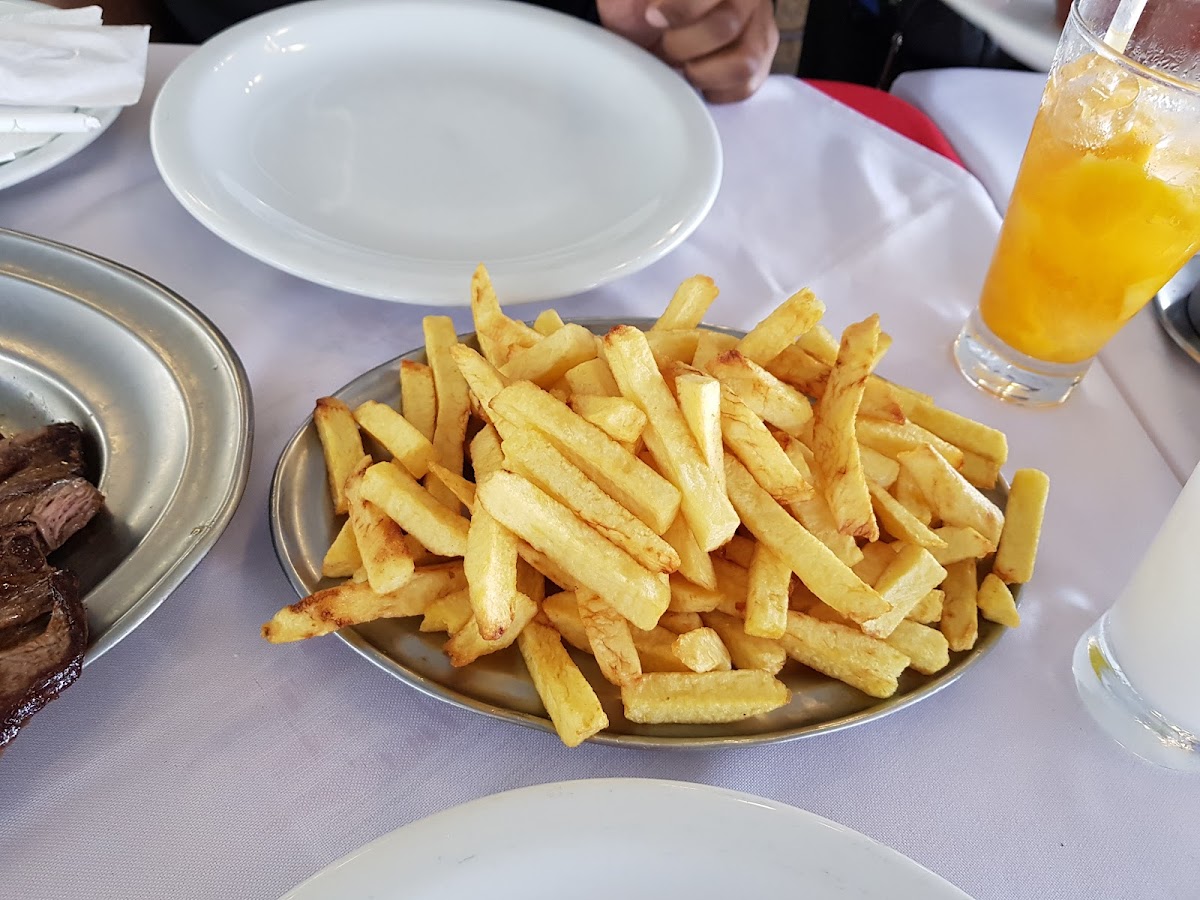 Restaurante Mondego - (Copacabana) Photo 9