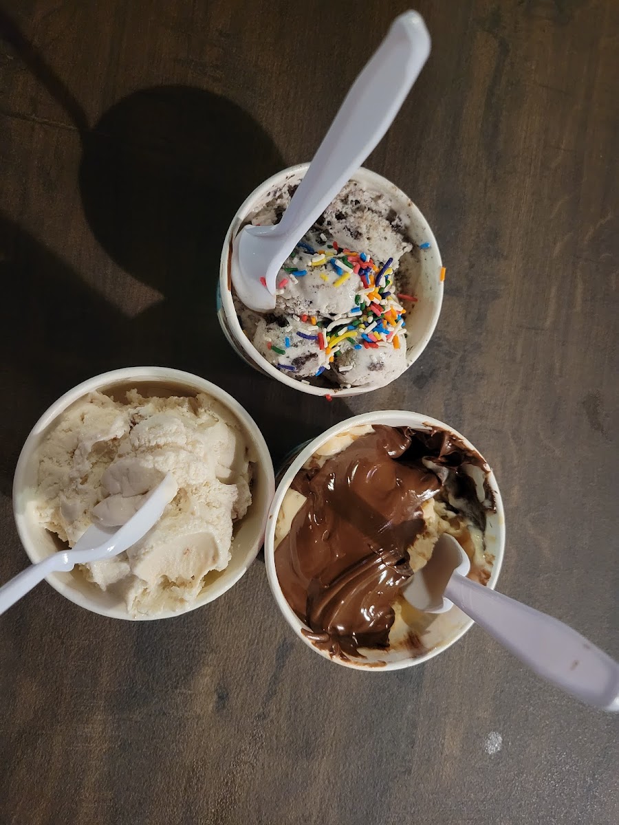 Ice&Cream Creamery Photo 9