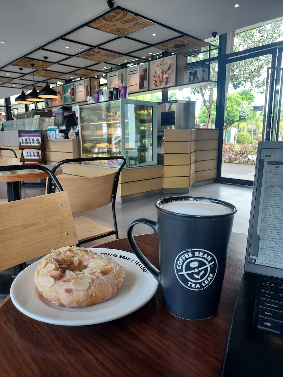 The Coffee Bean & Tea Leaf - Nuvali Photo 5