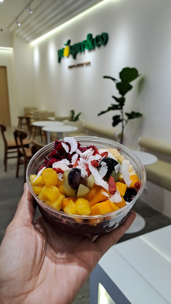Prosper&Co Acai Juice Bar Photo 5