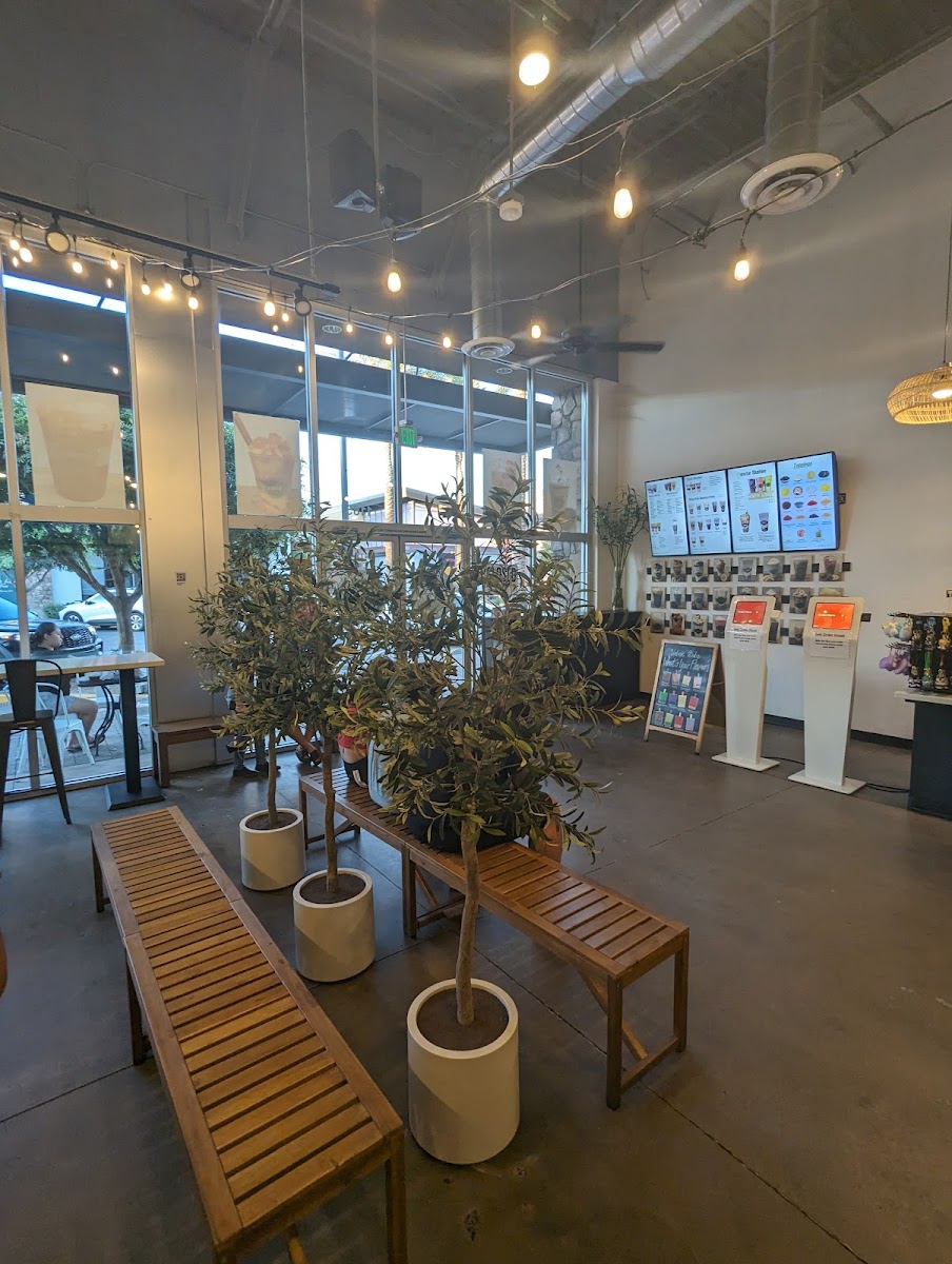 Urban Boba Tea House Photo 4