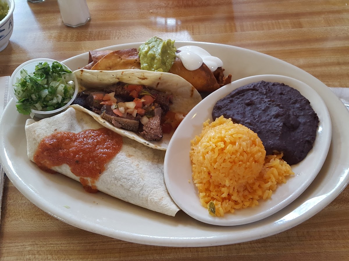Taqueria Corona Photo 5