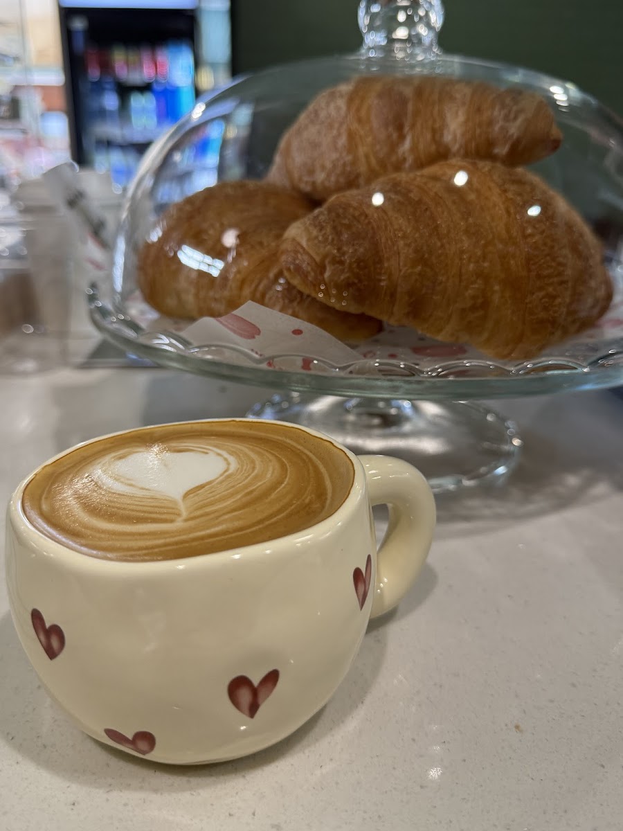 Mini & Me Coffee Shop Photo 6
