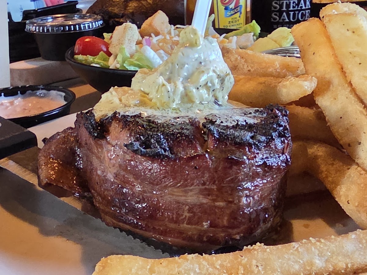 Big Mike's Steakhouse - Auburn Photo 4