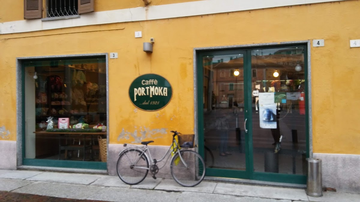 Roastery by Port Moka