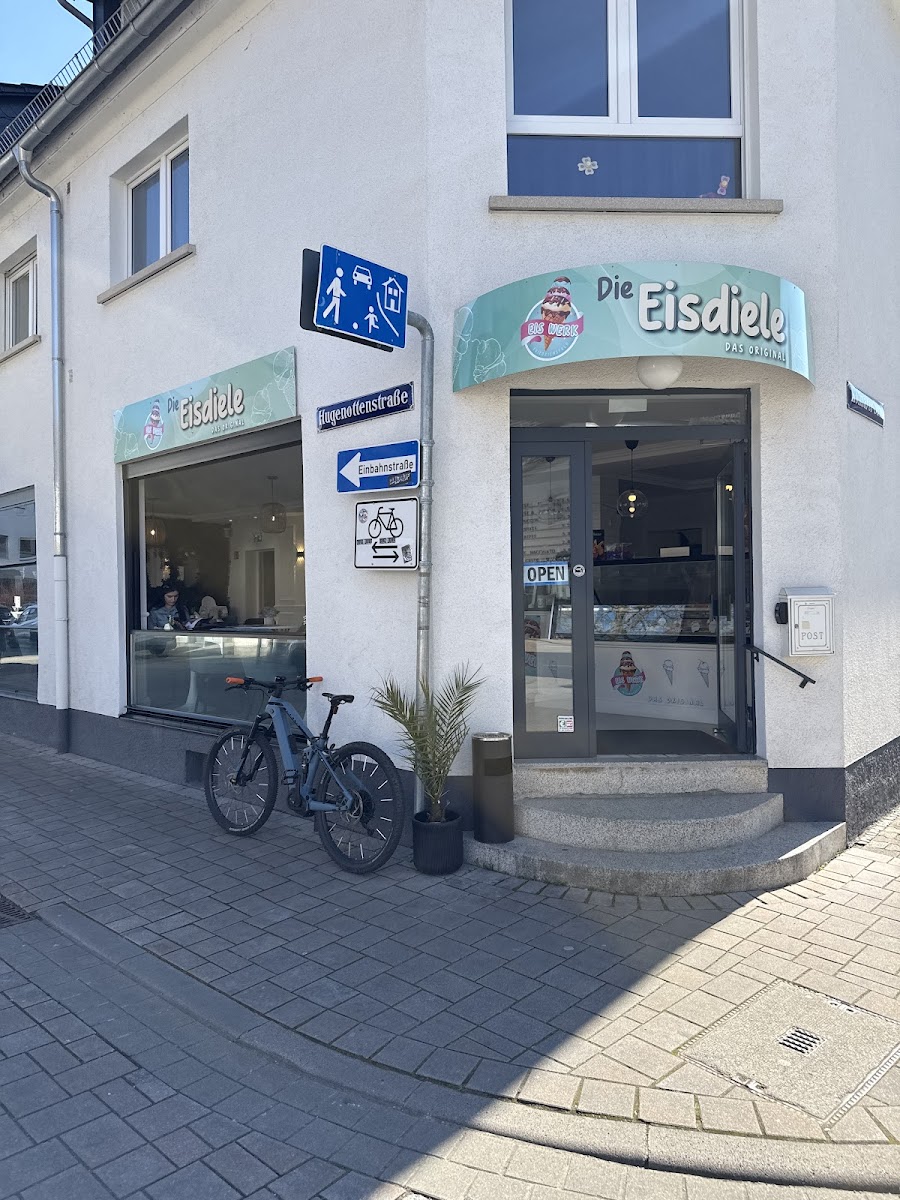 Café Eiswerk Friedrichsfeld - die Eisdiele