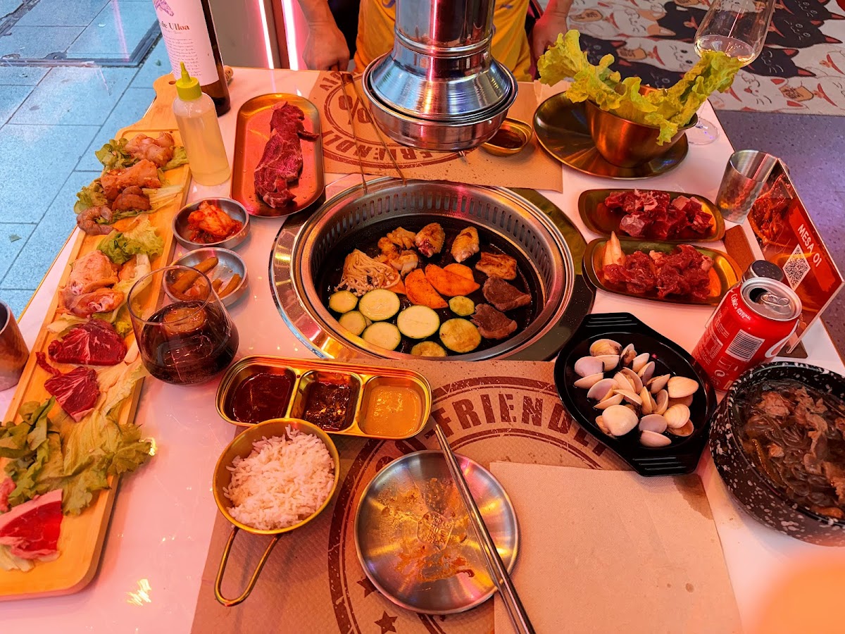 KOREAN BBQ & SUSHI FAFA BUFFET (Santiago de Compostela) Photo 3