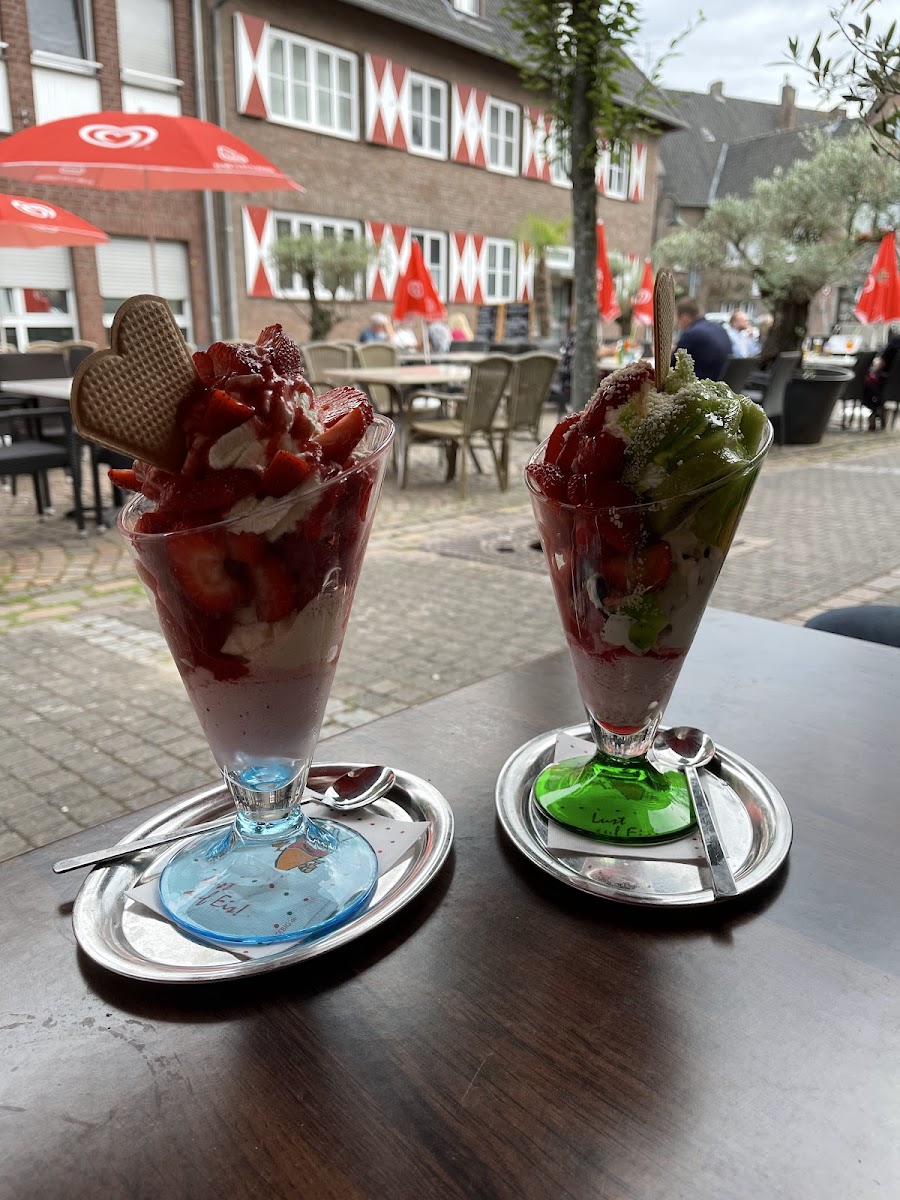 Eiscafé - il Caminetto Photo 6