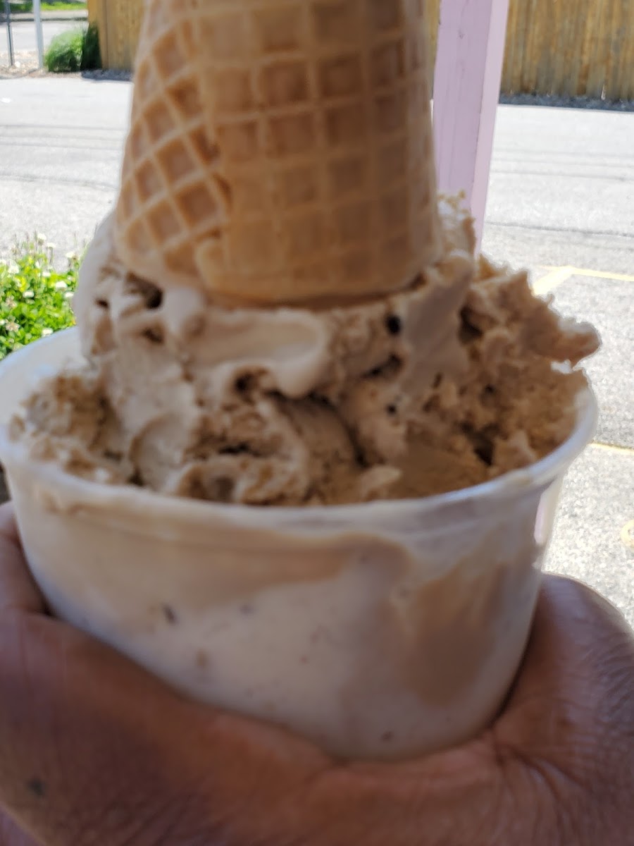 Captain Dusty's Ice Cream Photo 6