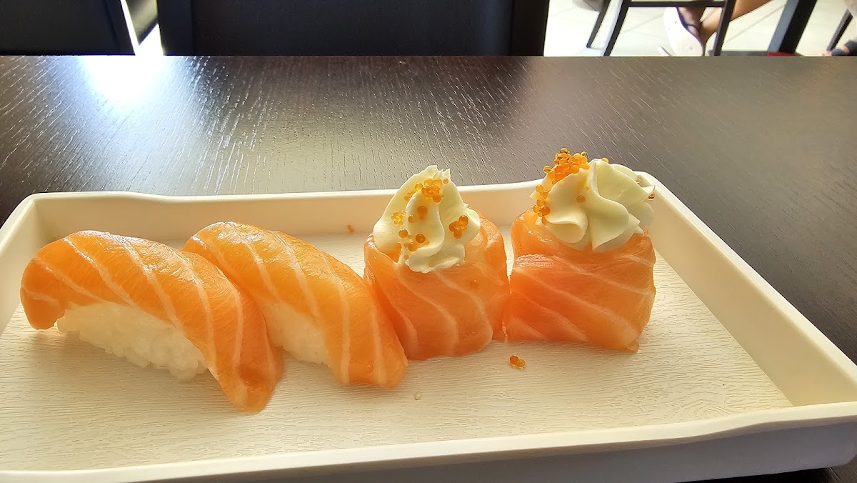 FUJI SUSHI ALL YOU CAN EAT Photo 4