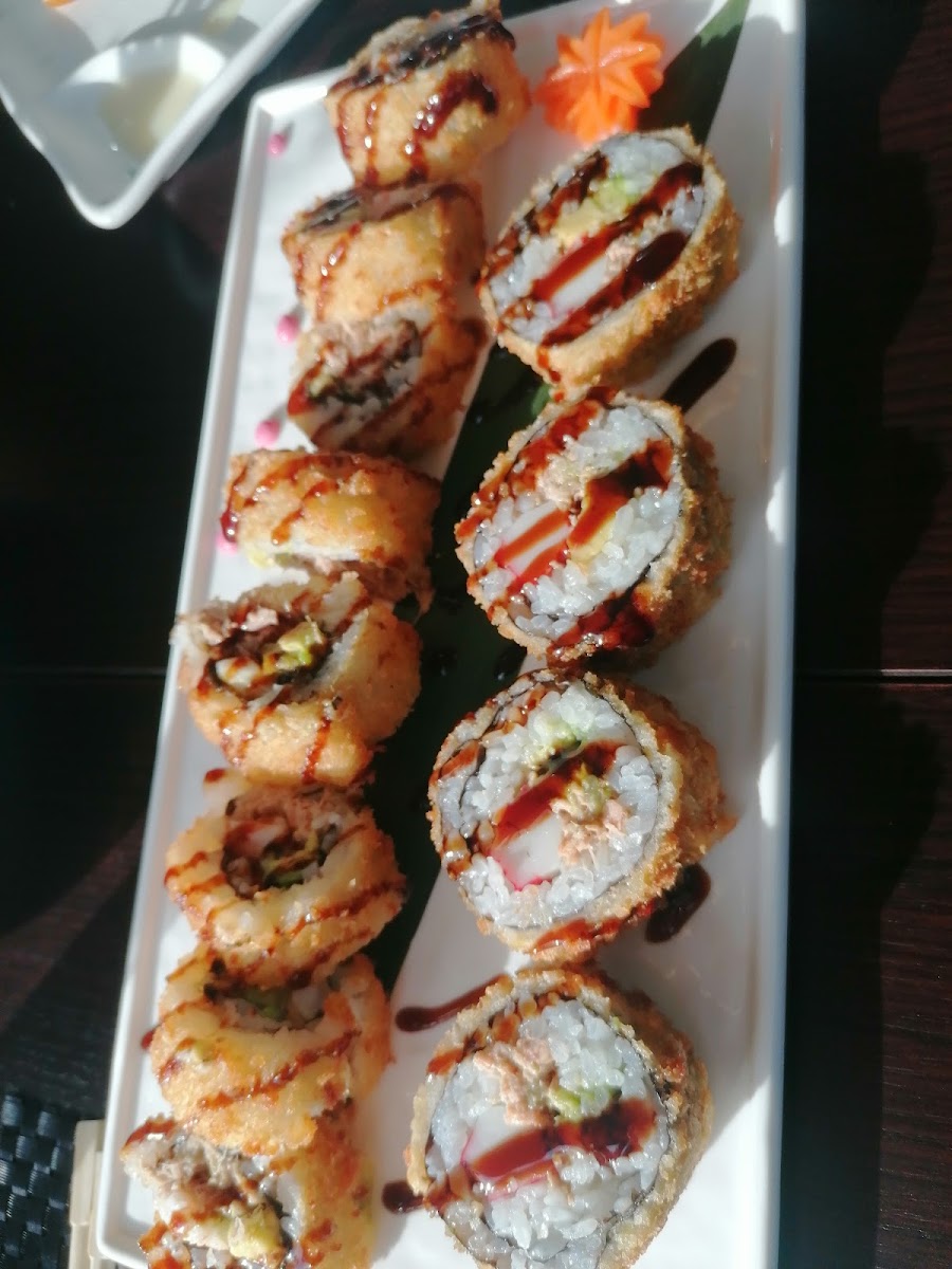FUJI SUSHI ALL YOU CAN EAT Photo 5