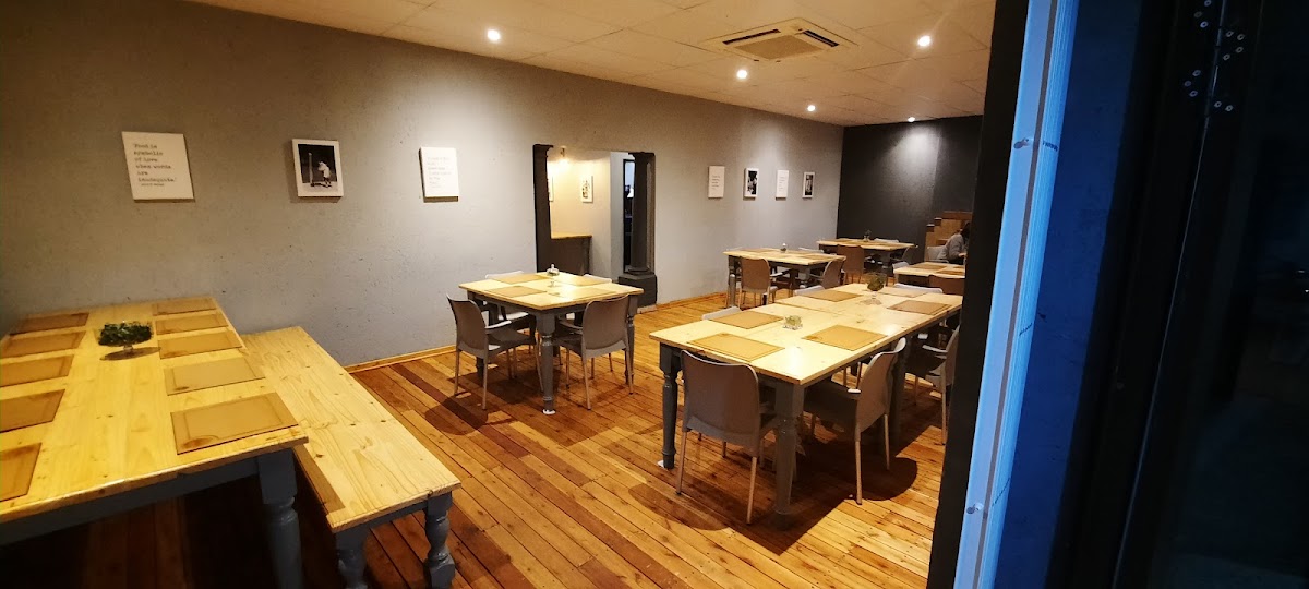 Friends Restaurant Koster