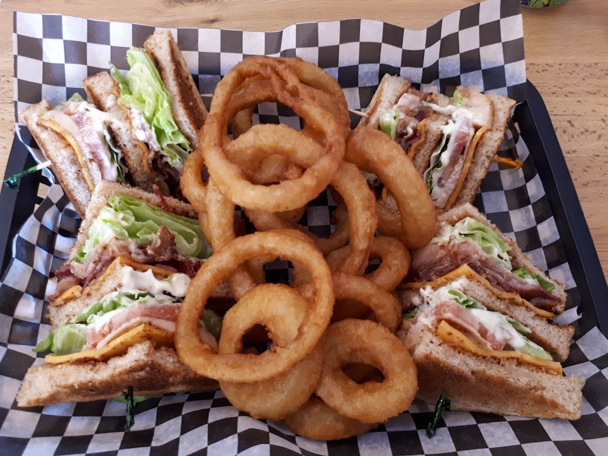 Southside Restaurant Photo 9